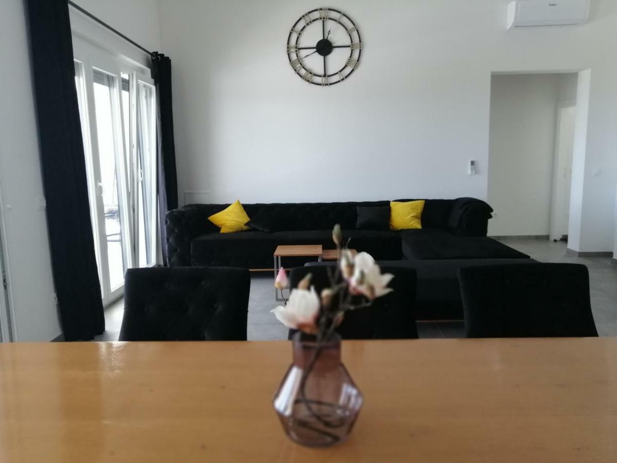 Kaštel Novi Villa Orao מראה חיצוני תמונה