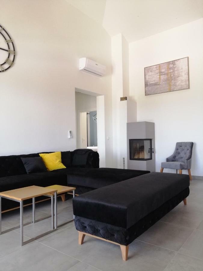 Kaštel Novi Villa Orao מראה חיצוני תמונה