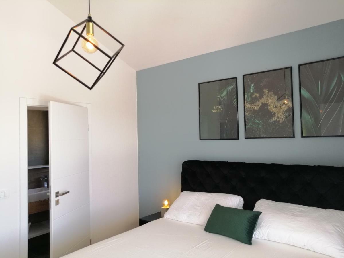 Kaštel Novi Villa Orao מראה חיצוני תמונה