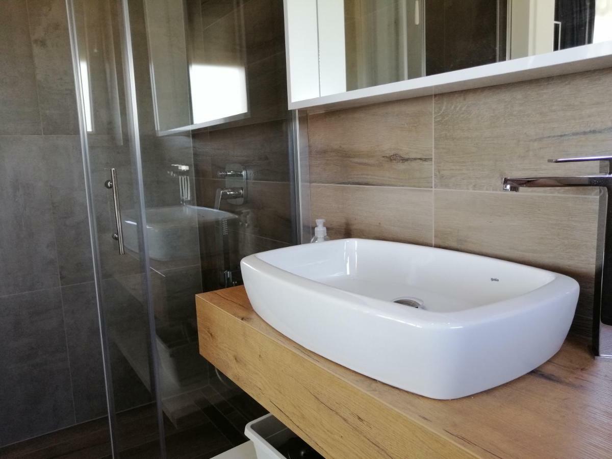 Kaštel Novi Villa Orao מראה חיצוני תמונה