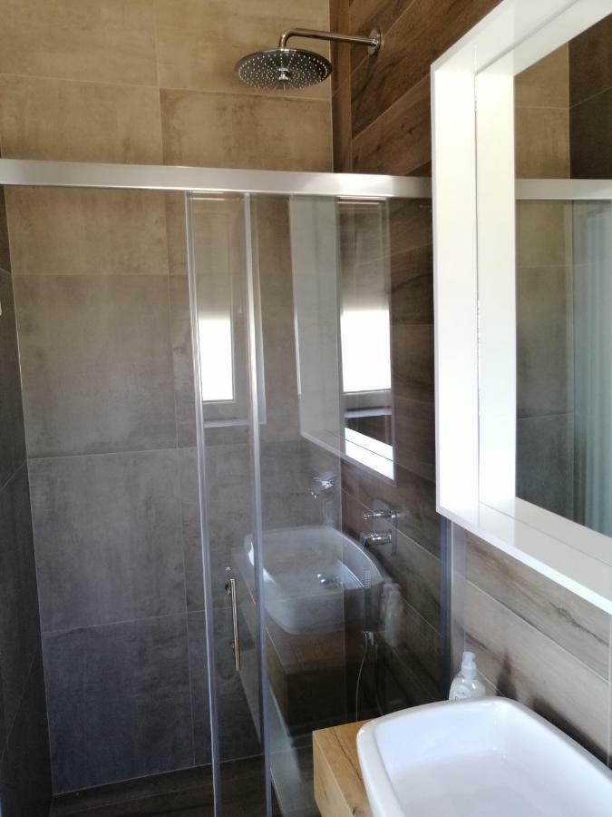 Kaštel Novi Villa Orao מראה חיצוני תמונה