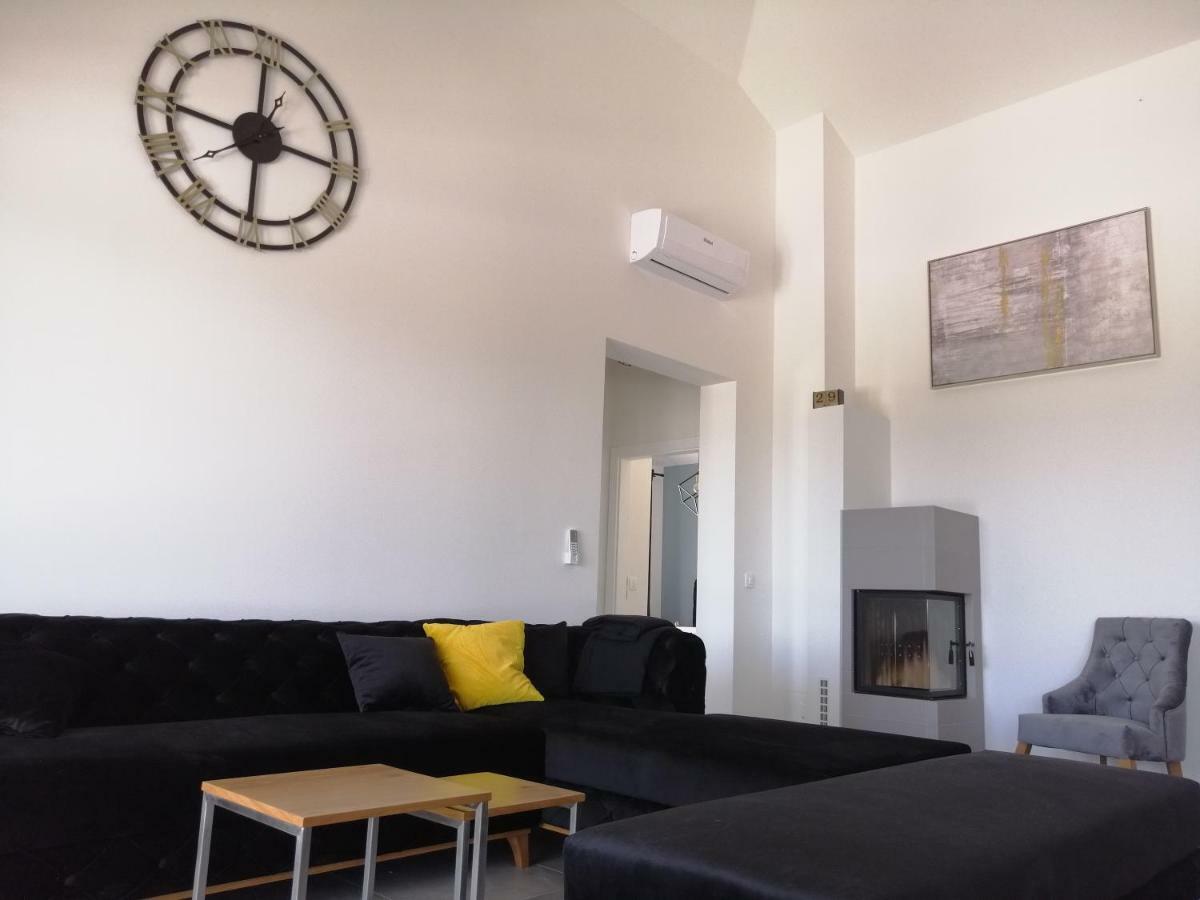 Kaštel Novi Villa Orao מראה חיצוני תמונה
