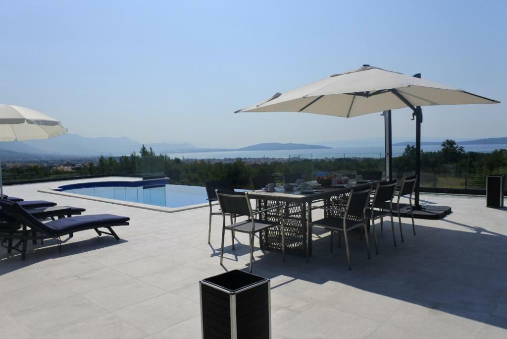 Kaštel Novi Villa Orao מראה חיצוני תמונה