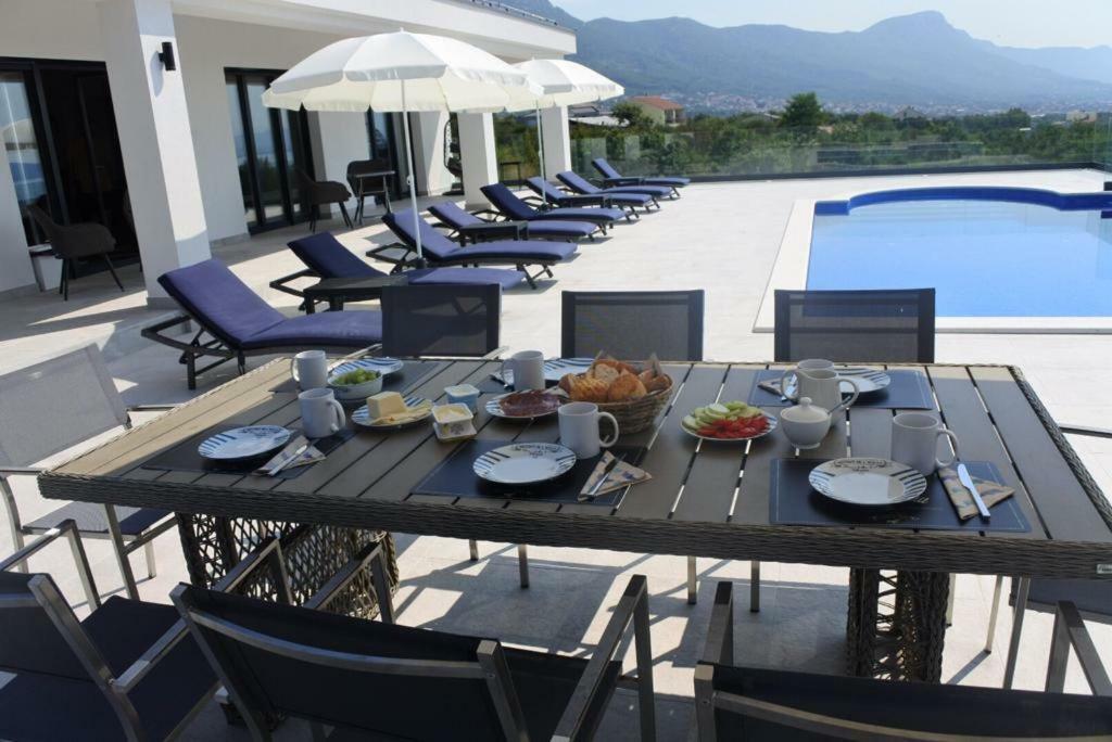 Kaštel Novi Villa Orao מראה חיצוני תמונה